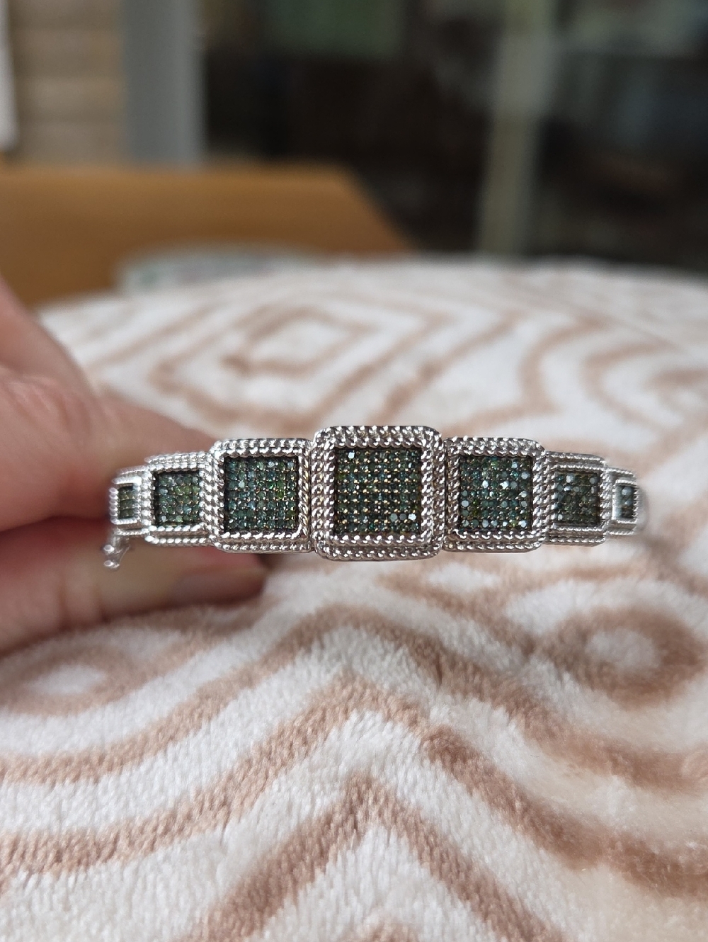Green diamond bracelet